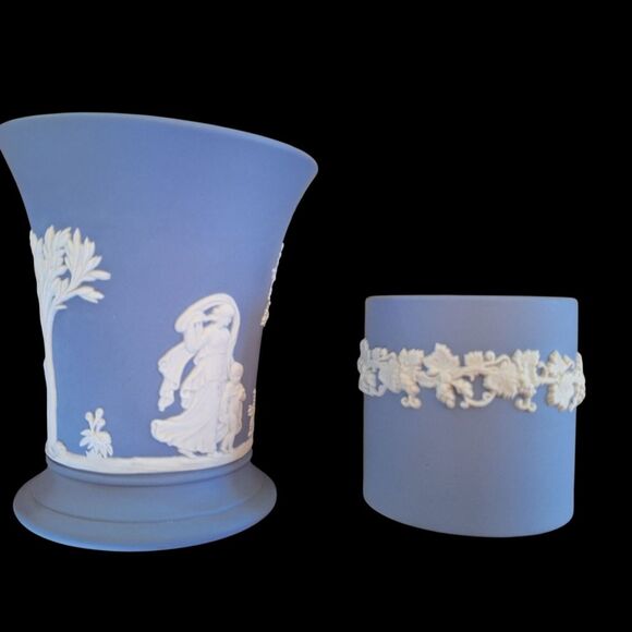 Vintage Wedgewood Two Pieces Posy Vase and Cigarette Holder Blue - Picture 12 of 13